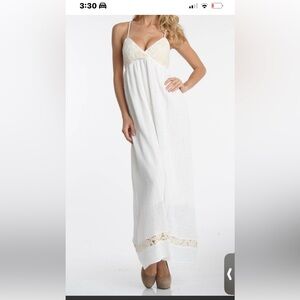 Isabel Lu Gauze and lace maxi dress